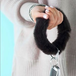 The Big O Keyring Fur Hands Free Key Ring
